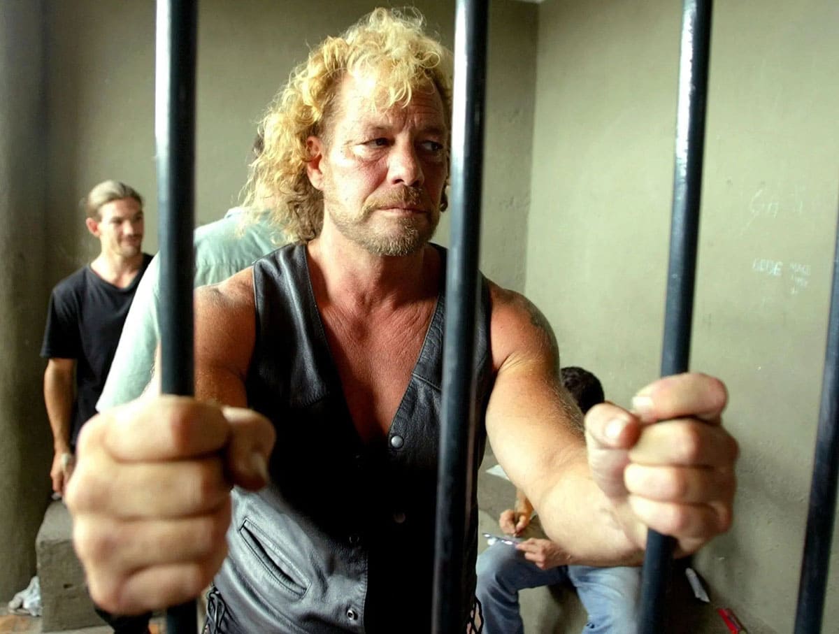 dog the bounty hunter in jail