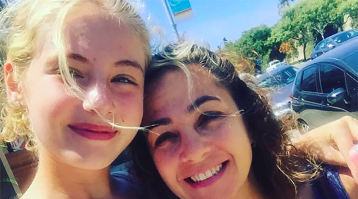 Dr. Catherine Pearlman and her daughter