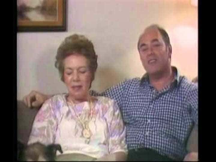 Photo of Lou Eisenberg and his wife, pictured on the left.