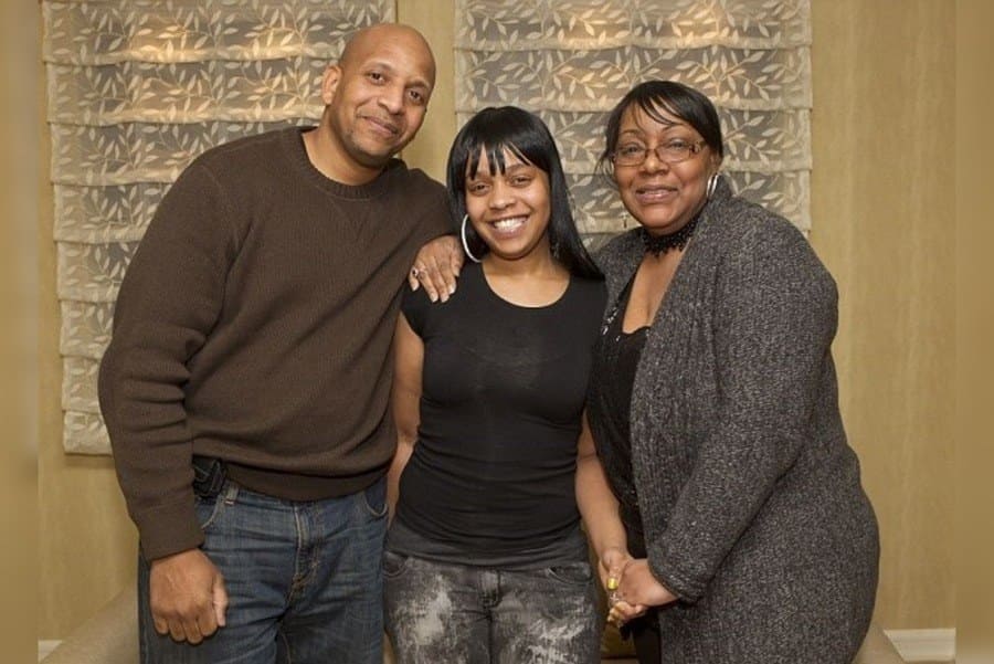Carlina White with her parents