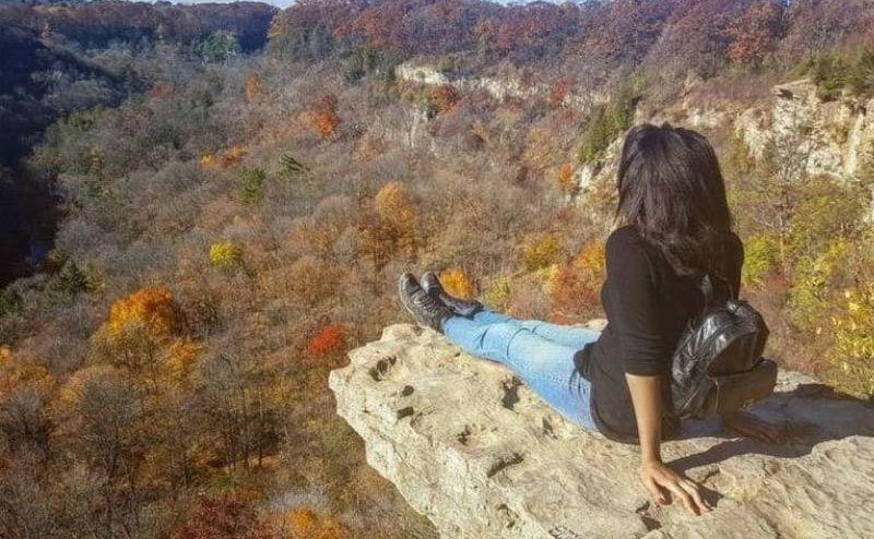 A photo of Kim on Dundas Peaks