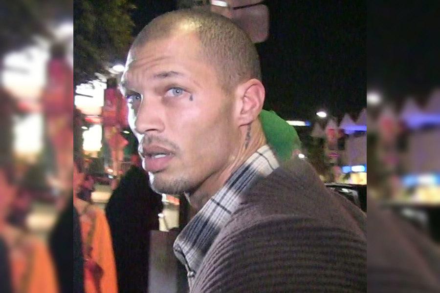 Jeremy Meeks looking confused