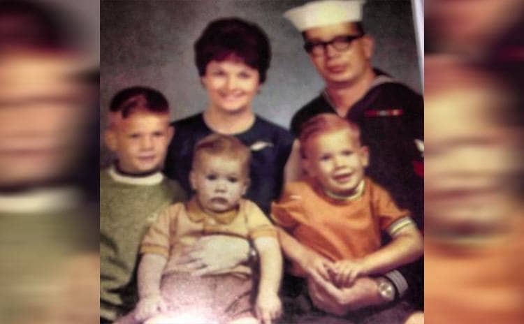 Joanne, Richard, and their kids
