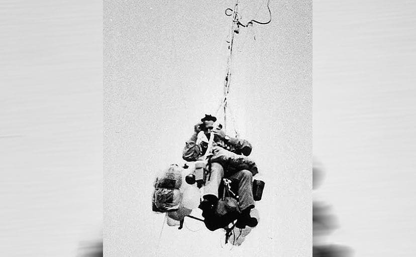 Lawn Chair Larry floating in the sky