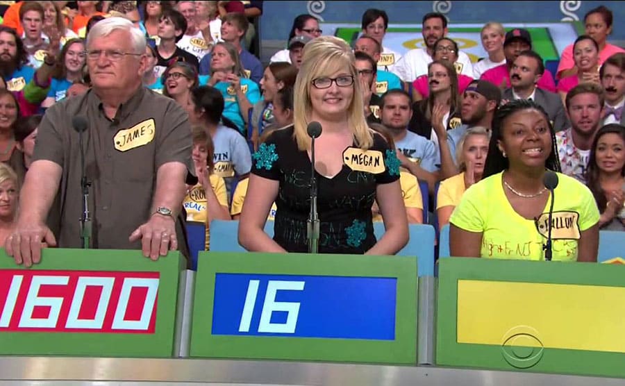 Contestants guessing the price on the Price is Right