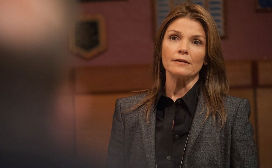 Kathryn Erbe as Alexandra Eames in the courtroom