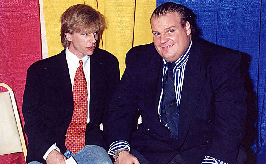 David Spade and Chris Farley sitting backstage together