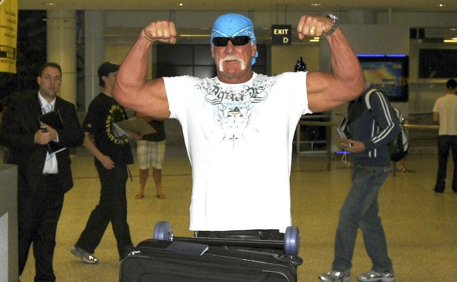 Hulk Hogan at the airport 