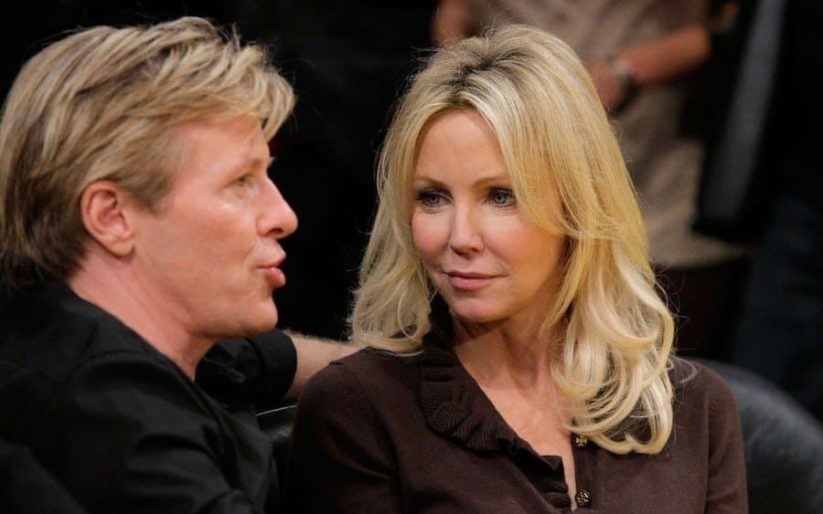 Heather Locklear and Jack Wagner attend a game between the Phoenix Suns and the Los Angeles Lakers