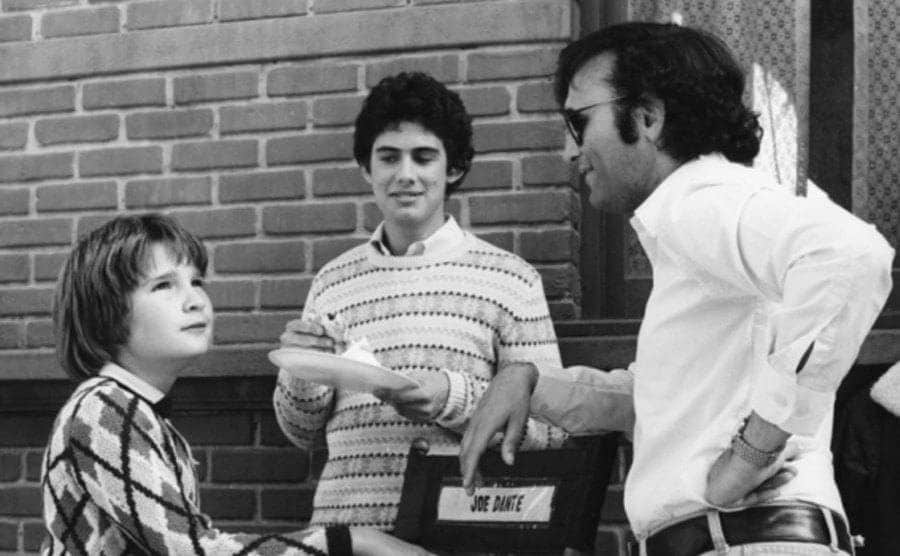 Corey Feldman, Joe Dante, and Zach Galligan are talking behind the scenes of “Gremlins”.