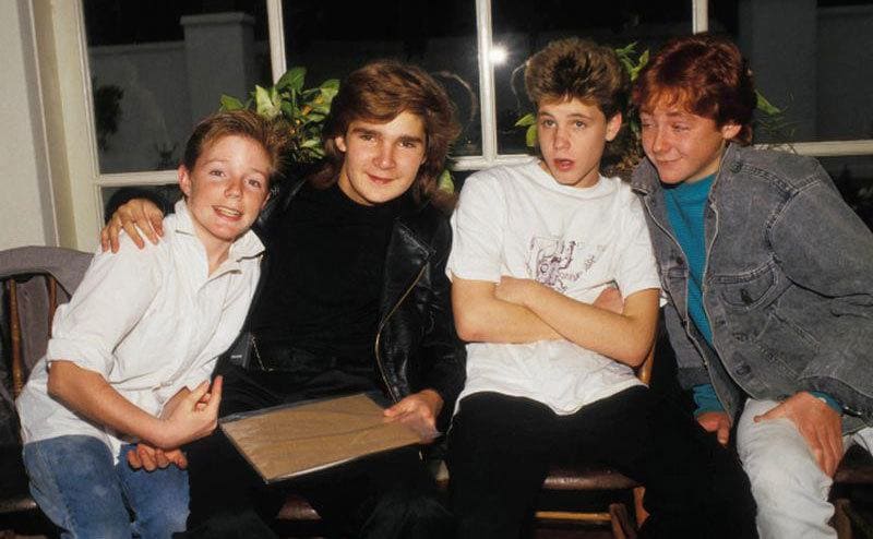 Feldman and Haim with fellow young actors Mackenzie Astin and Scott Grimes in 1987.