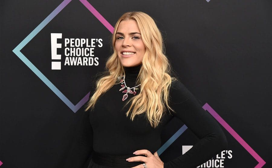 Busy Philipps arrives at E! People's Choice Awards.