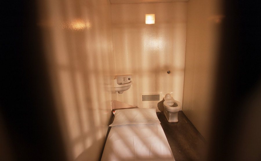A holding cell for death row inmates.