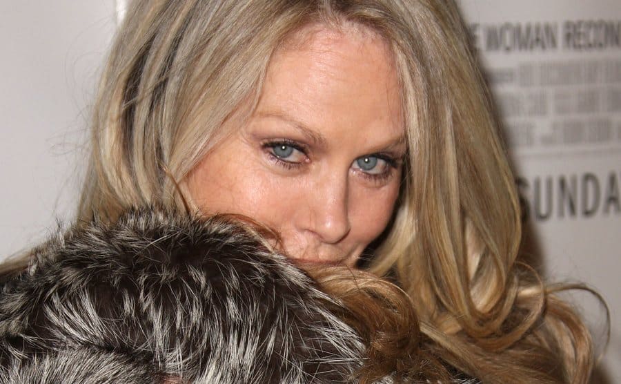 Beverly D’Angelo poses for the press.