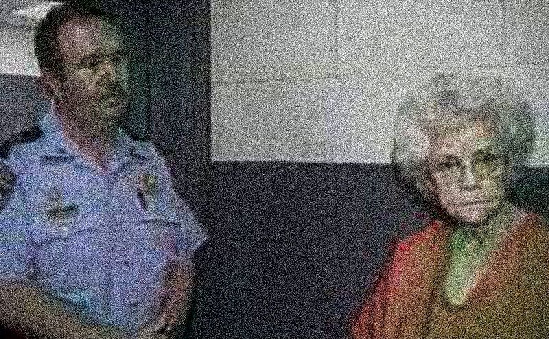 A still from Betty at the police station.