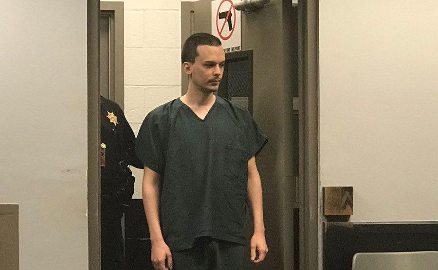 Wysolovski enters the courtroom.