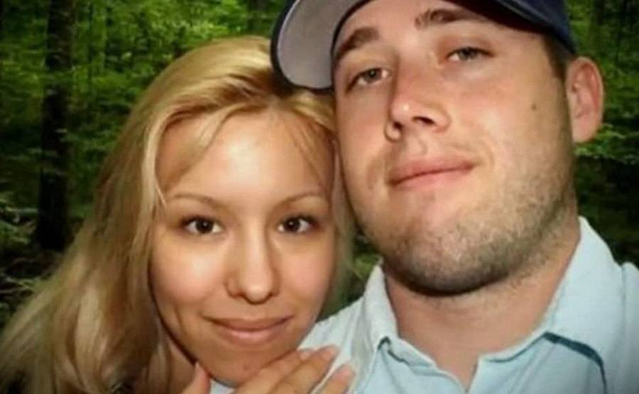 A picture of Jodi and Travis.