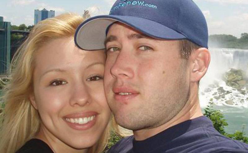 A picture of Jodi and Travis during a trip.