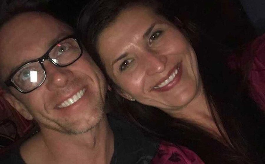 David and Shanti take a picture together.