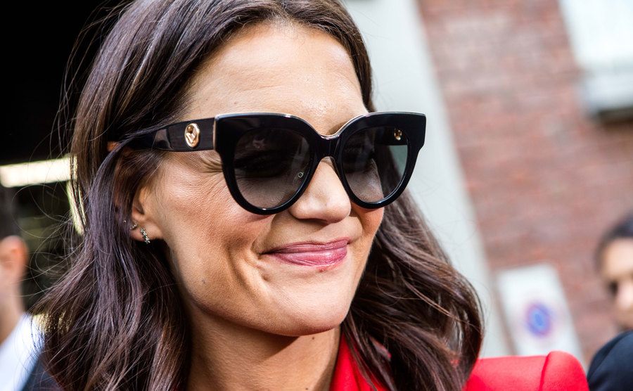 A picture of Katie Holmes.