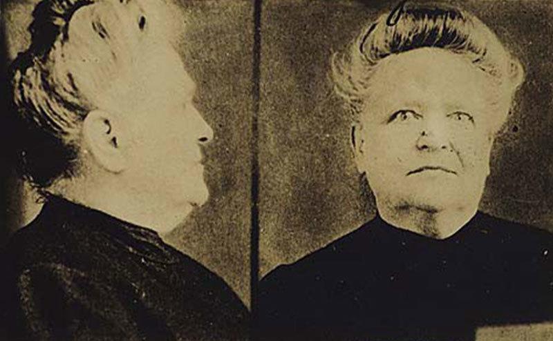 A dated mugshot of Diss Debar.