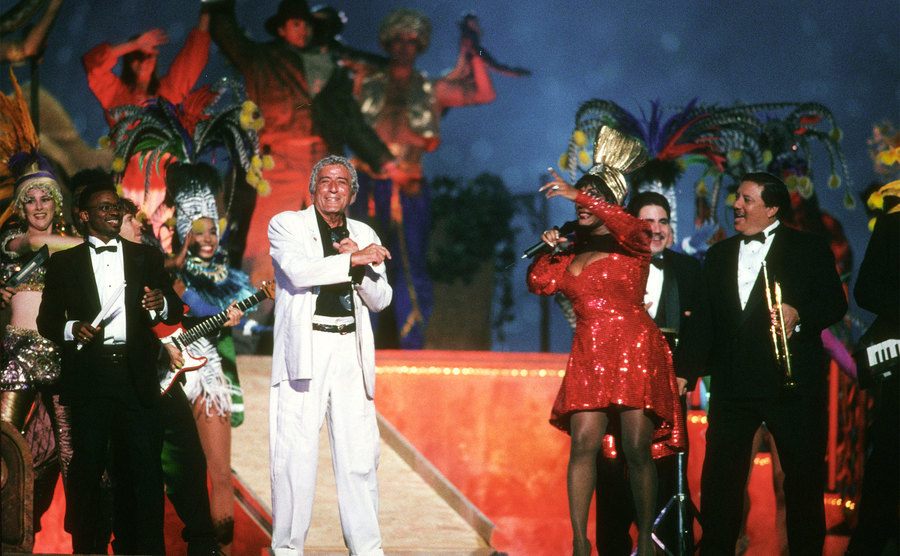 Tony Bennett and Patti LaBelle perform during the halftime show of Super Bowl XXIX.