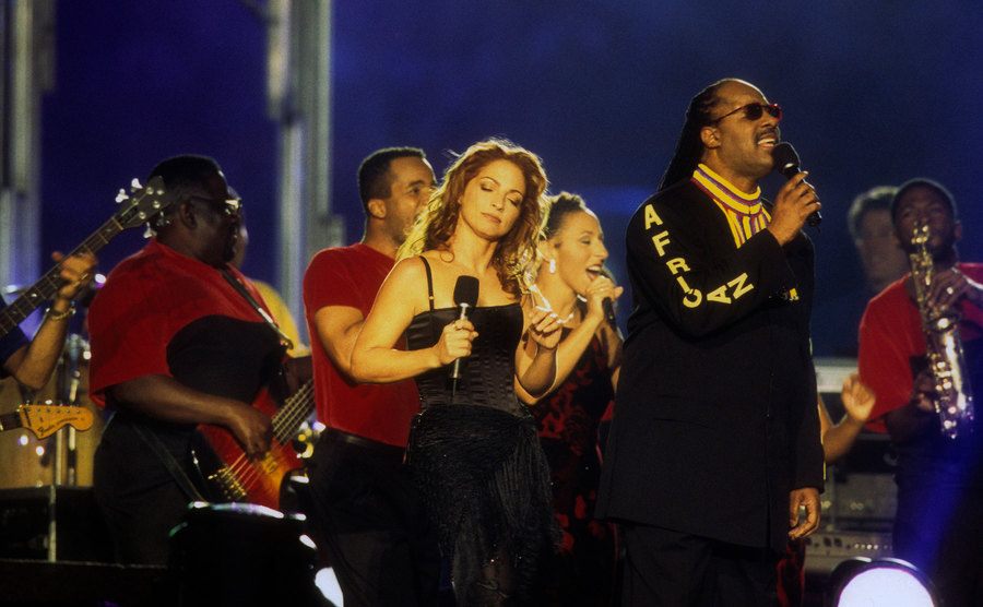Gloria Estefan and Stevie Wonder perform at the Super Bowl XXXIII Halftime Show.