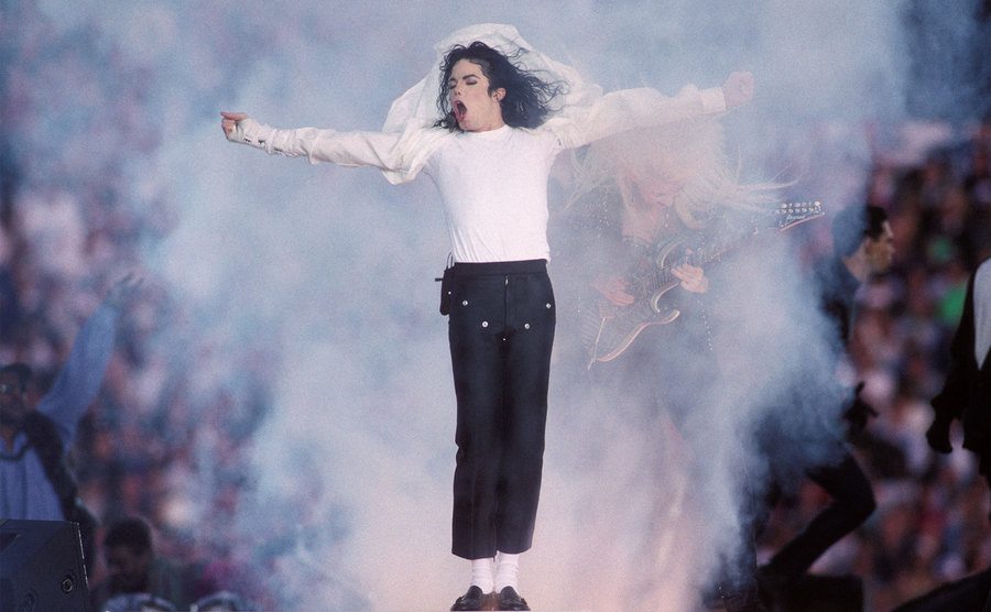 Michael Jackson performs at the Super Bowl XXVII Halftime show.
