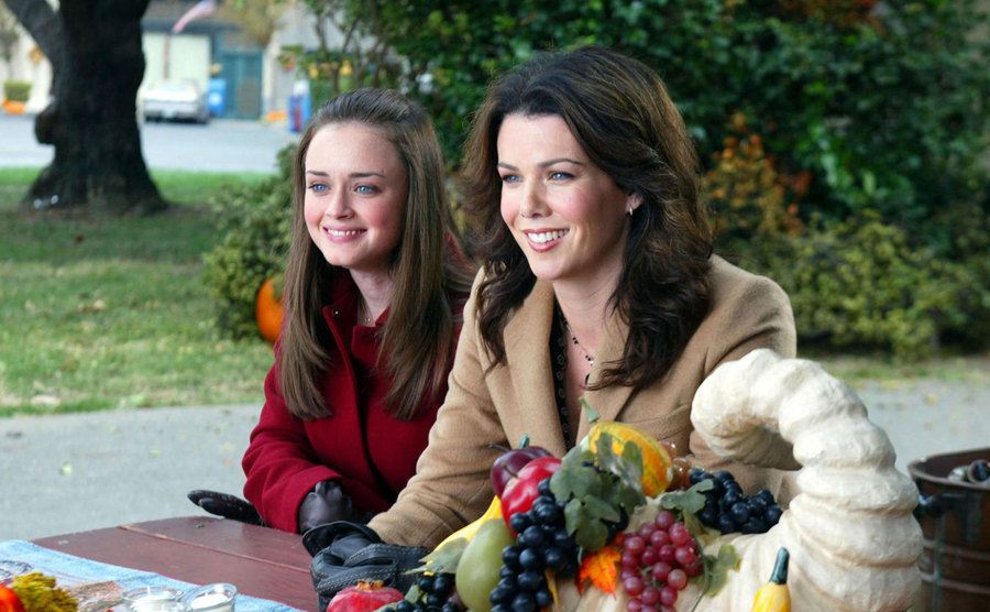 Lauren Graham and Alexis Bledel in a still from the show.