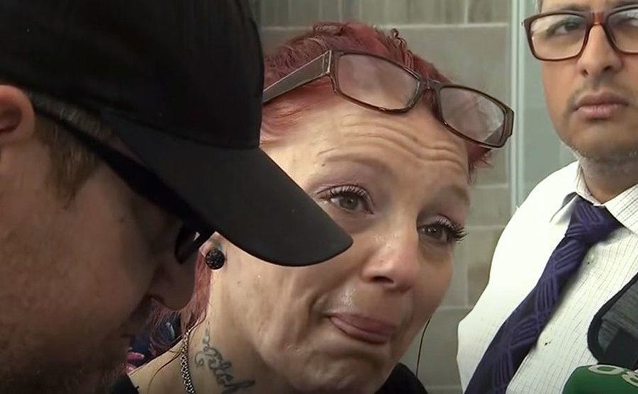 A photo of Rori’s mom speaking with reporters outside court.