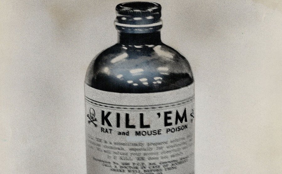 A picture of rat and mouse poison.