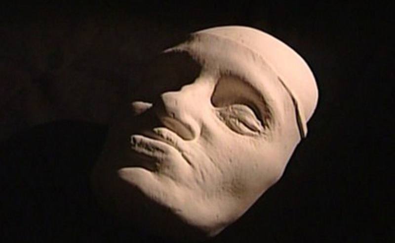 A photo of Gesche Gottfried’s death mask.