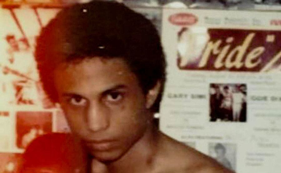 A picture of a young Ramon Sosa boxing.
