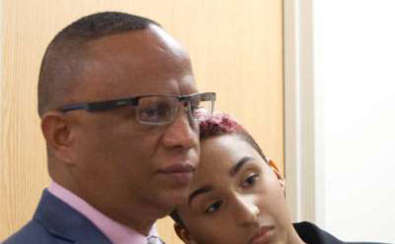 A photo of Sosa and his daughter in the courthouse.