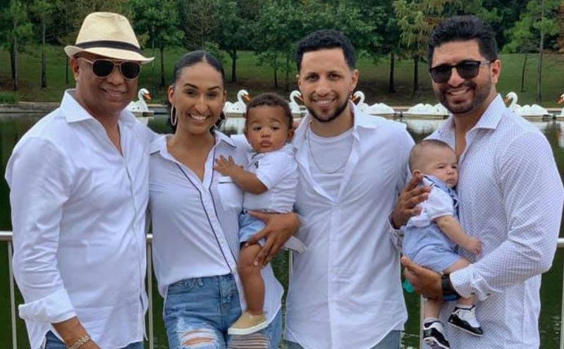 A picture of Sosa with his family.