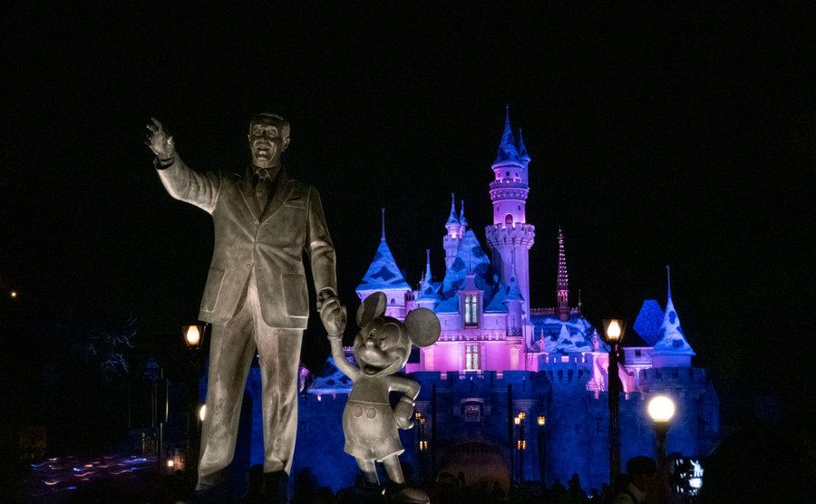 A general view of the Walt Disney and Mickey Mouse statue at Disneyland Park.