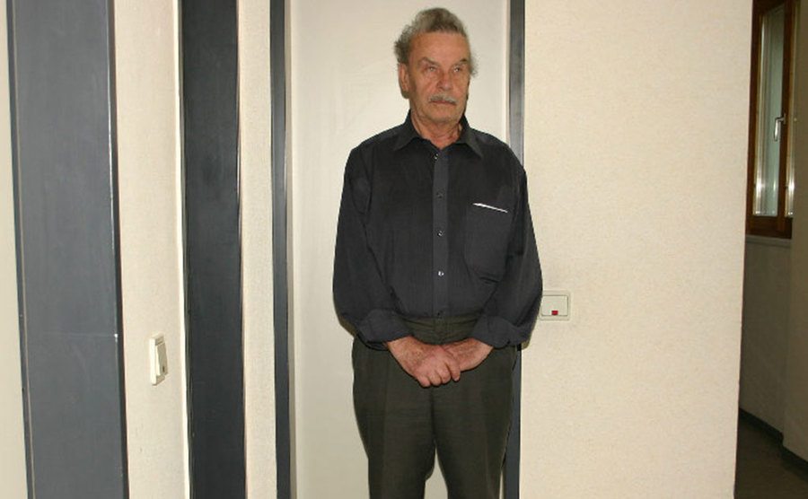 A photo of Josef Fritzl at the courthouse.