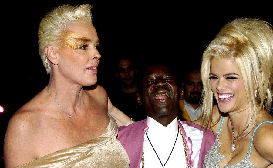 A picture of Nielsen and Flav during an event.