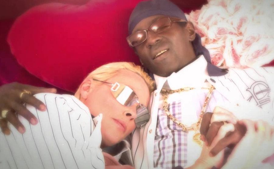 A still of Nielsen and Flav in The Surreal Life.