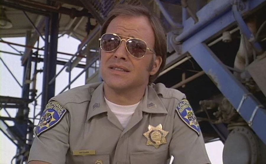 A still of Robert Pine in an episode from the show.