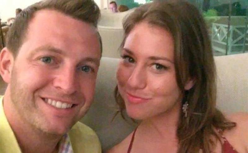 A selfie of Jaclyn Schwartzberg and Ryan Buckley.