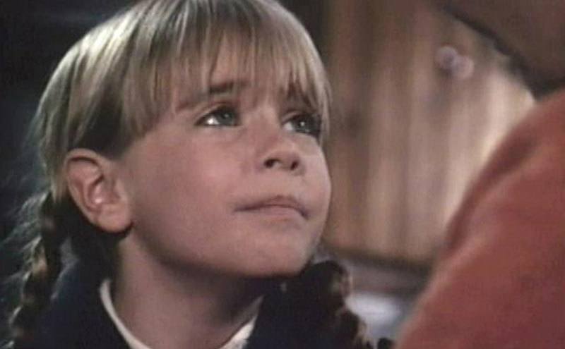 Melissa Joan Hart appears in Christmas Snow