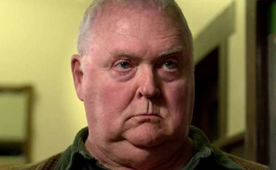 A still of Harold Bishop in Neighbors.