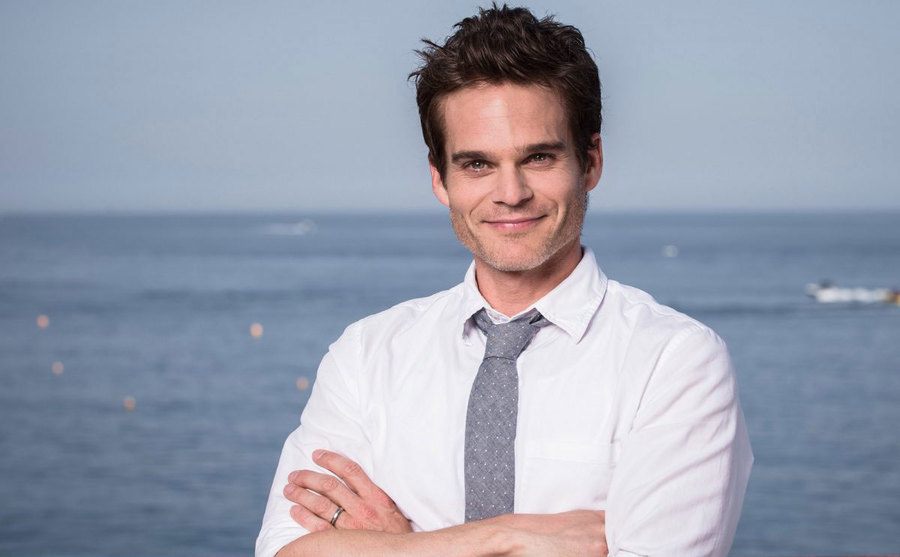 A still of Greg Rikaart as Kevin Fisher.