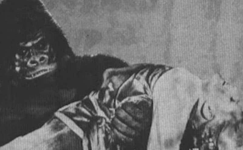 A still from the gorilla kidnapping the character of Delia Coleridge.