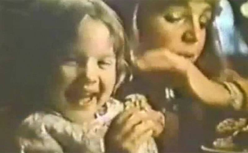 Drew Barrymore east a Pillsbury cookie during a commercial.