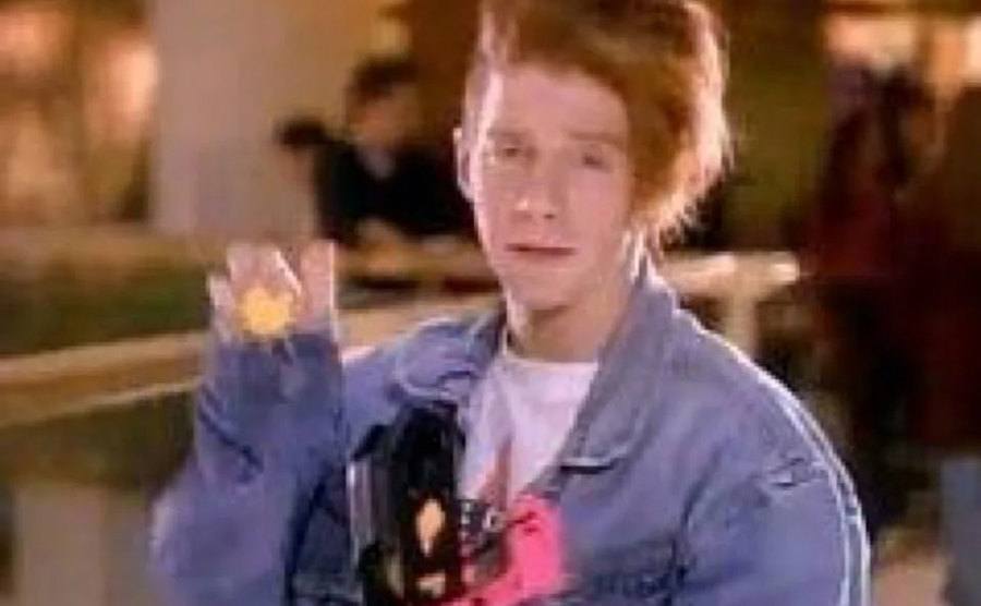 Seth Green loads up his Nerf gun.