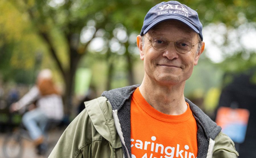 David Hyde Pierce attends the CaringKind Alzheimer's Fundraising & Awareness Walk.