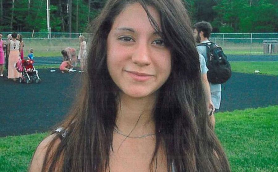 A portrait of Abigail Hernandez.