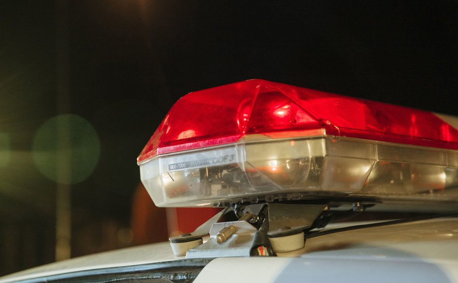 A picture of a police siren.
